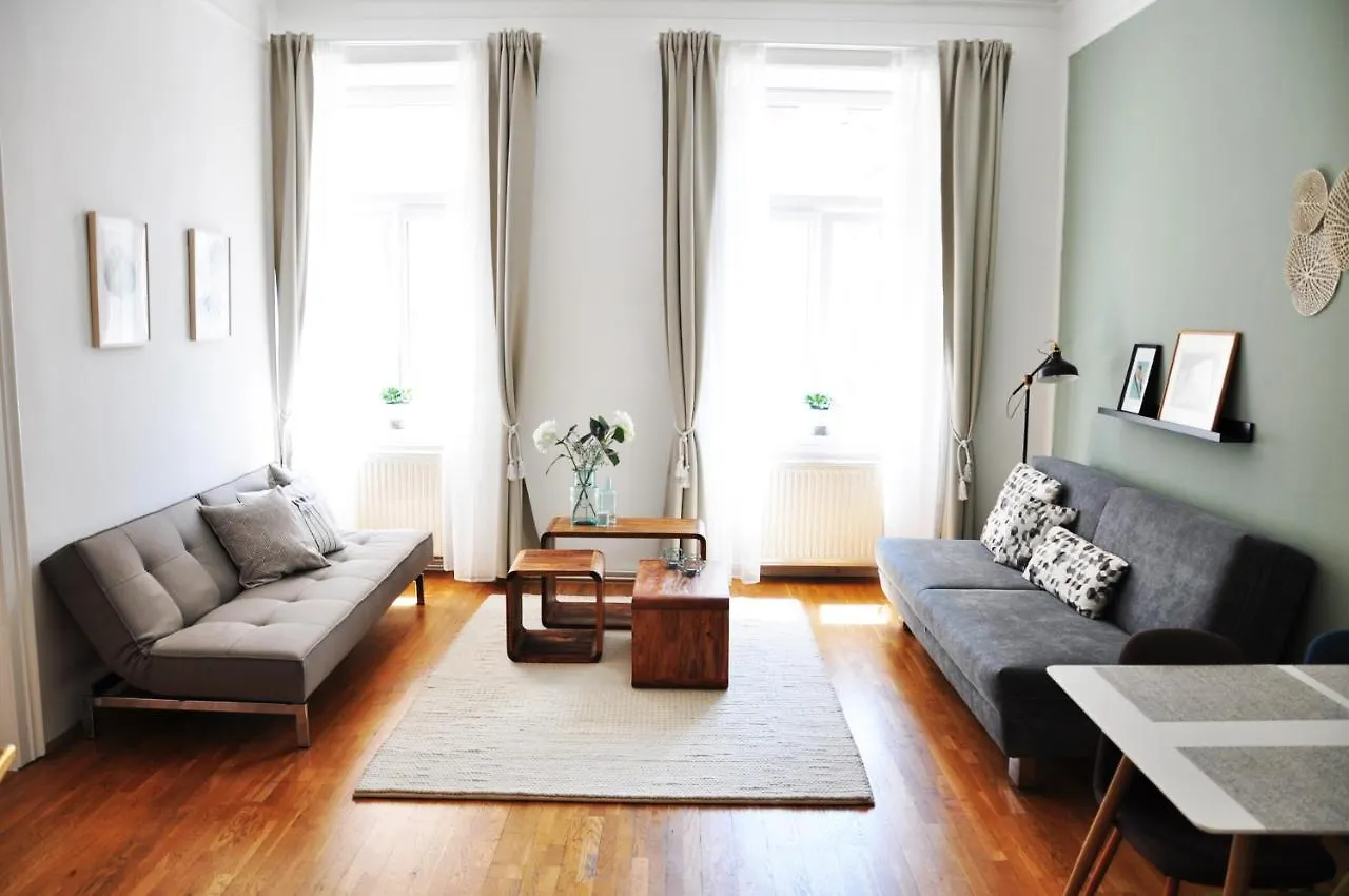 Viennese Art Apartment